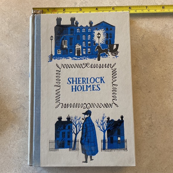 Set of Vintage Storybooks VG Used Condition - Picture 4 of 13